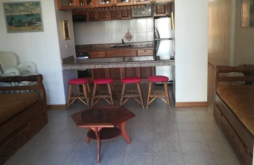 Margarita Island Apartamento | Apartmento cerca de la playa con piscina, terraza, wifi y agua permanente!