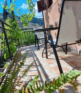 Skaljari Apartamento | Apartments Škaljari