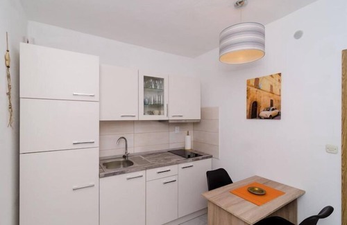Kobas Apartamento | Apartments Ammos - One Bedroom Apartment with Shared Terrace and Sea View (Mali)
