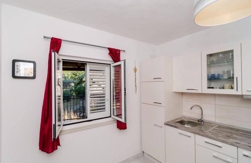 Kobas Apartamento | Apartments Ammos - One Bedroom Apartment with Shared Terrace and Sea View (Mali)