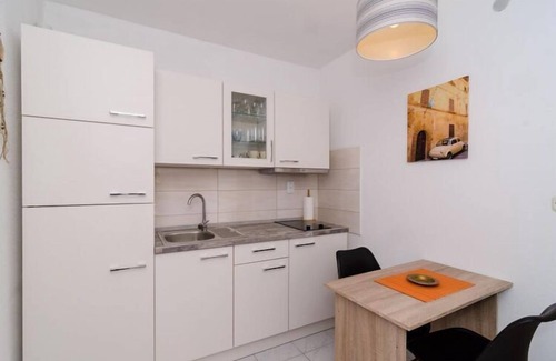 Kobas Apartamento | Apartments Ammos - One Bedroom Apartment with Shared Terrace and Sea View (Mali)