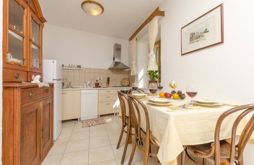Vrboska Apartamento | Apartments and Room Lucijo