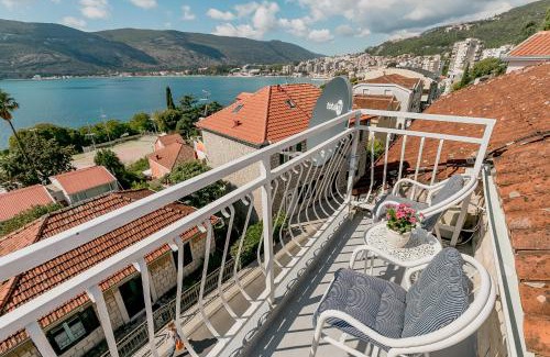 Topla Apartamento | Apartments and Rooms Bumerang