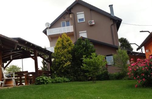 Dreznik Grad Casa | Apartments and Rooms Kristina