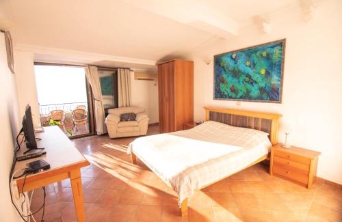 Sveti Stefan Cama Y Desayuno | Apartments and Rooms Levantin Inn