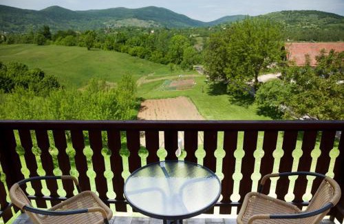 Catrnja Casa | Apartments and rooms with parking space Smoljanac, Plitvice - 14023