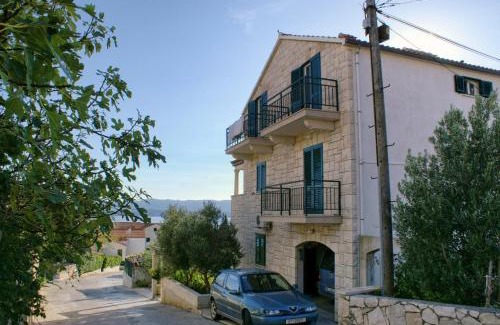 Bol Casa | Apartments and rooms with parking space Bol, Brac - 2926