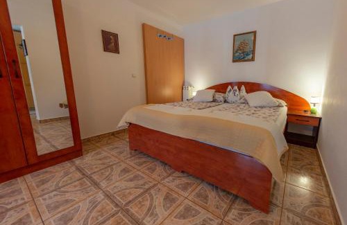 Stinjan Casa | Apartments Anita