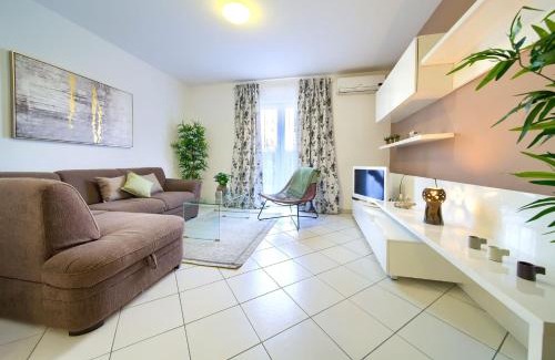 Milcetici Apartamento | Apartments Aster