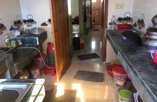 Dhaka Apartamento | Apartments at Aftabnagor Dhaka Family members & couples living room 100% Safety