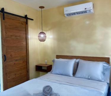 Little Corn Island Apartamento | Apartments at Los Delfines Little Corn