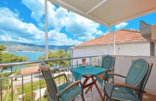 Arbanija Apartamento | Apartments Aurelija- 20m from beach