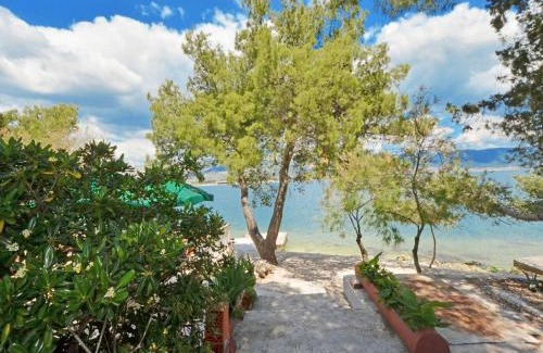 Arbanija Apartamento | Apartments Aurelija- 20m from beach