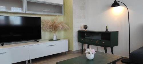 Crno Apartamento | Apartments Aurora