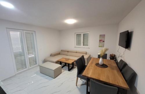 Fiorini Apartamento | Apartments Aversu