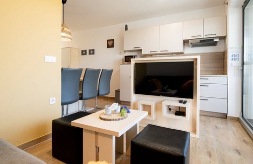 Verzej Apartamento | Apartments Banonia - Morning Dawn