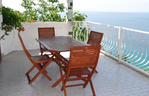 Stara Baska Apartamento | Apartments Bassi