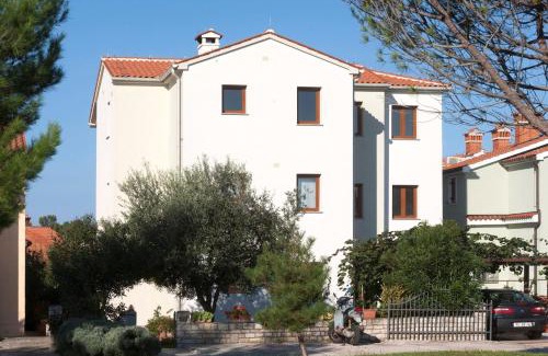 Brulo Casa | Apartments Beakovic