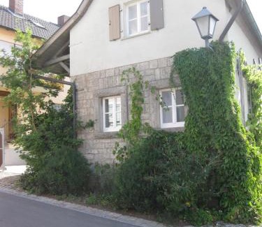 Willanzheim Apartamento | Apartments Bed & Breakfast Brückner
