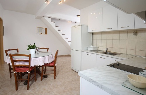 Splitska Apartamento | Apartments Boro