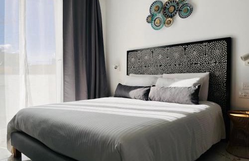 Tower Road Apartamento | Apartments by Sliema promenade and beach