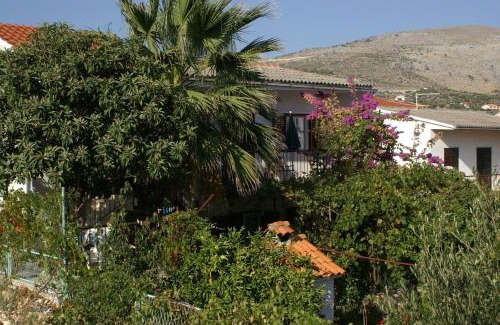 Seget Vranjica Apartamento | Apartments by the sea Seget Vranjica, Trogir - 1038