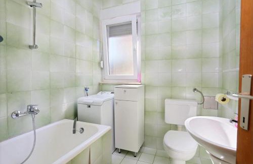 Seget Vranjica Apartamento | Apartments by the sea Seget Vranjica, Trogir - 18487