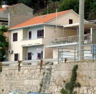 Dugi Rat Apartamento | Apartments by the sea Mali Rat (Omis) - 2811