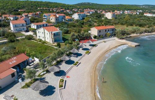 Kraj Apartamento | Apartments by the sea Tkon, Pasman - 8218