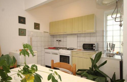 Batalaza Apartamento | Apartments by the sea Ugljan - 348