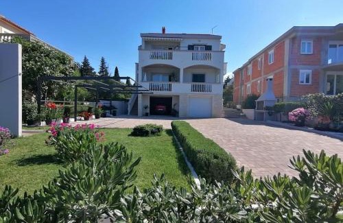 Diklo Apartamento | Apartments Cloe