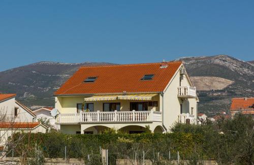 Kastel Novi Apartamento | Apartments Corana