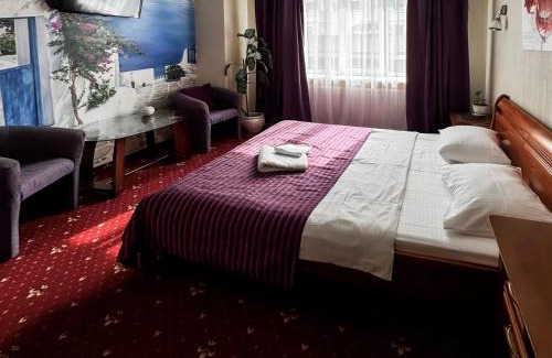 Ivano-Frankovsk Apartamento | Apartments Deluxe