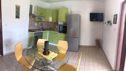 Vinisce Apartamento | Apartments Deni