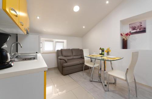 Vrsar Apartamento | Apartments Deny