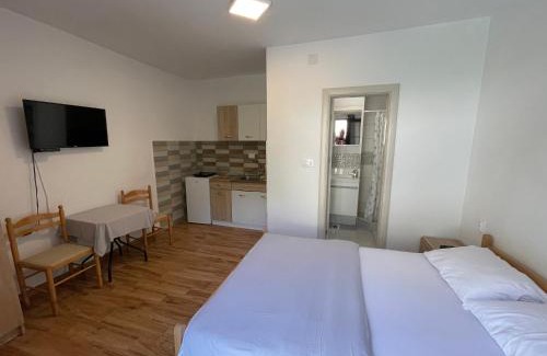 Kotor Apartamento | Apartments Dionis