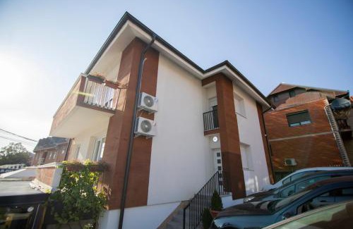 Kolovicë Apartamento | Apartments Divoli