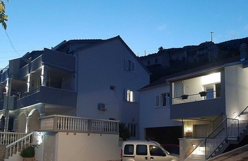 Zavala Apartamento | Apartments Dobrila - Two Bedroom Apartment with Terrace - A2
