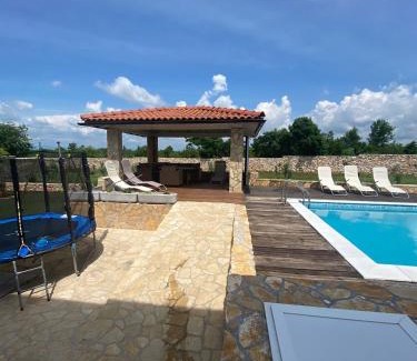 Oklaj Apartamento | Apartments Dujo