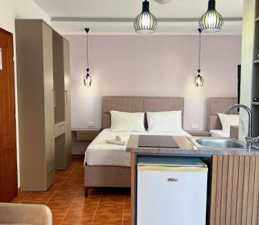 Gjerana Apartamento | Apartments Fat e Jet - Pool & Breakfast