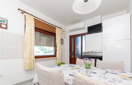 Zavalatica Apartamento | Apartments First row (97721-A1) - Zavalatica