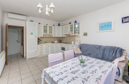 Zavalatica Apartamento | Apartments First row (97721-A2) - Zavalatica
