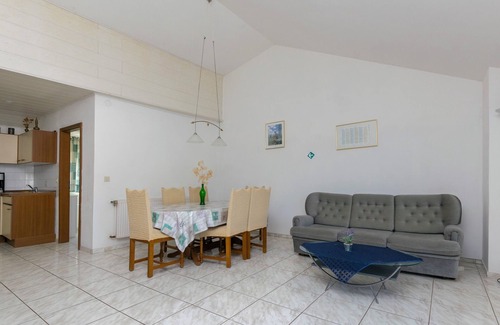 Zavalatica Apartamento | Apartments First row (97721-A3) - Zavalatica