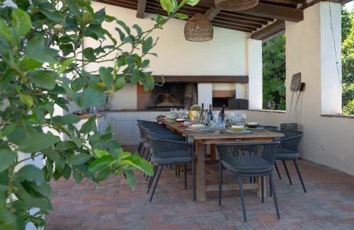 Bagno a Ripoli Apartamento | Apartments Florence - Villa Fonte Morgana with pool