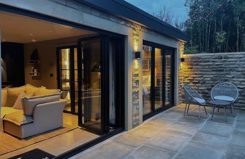 Edenfield Apartamento | Apartments for two in Brand New Luxury Rural Farmhouse Escape