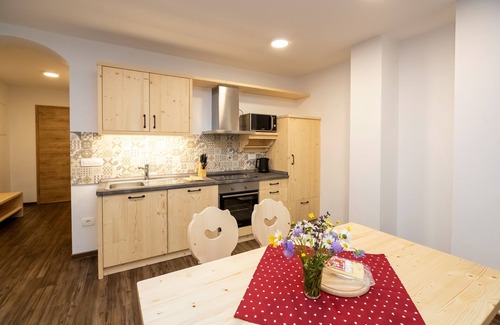Ukanc Apartamento | Apartments Goldhorn Kingdom - One Bedroom Apartment with Balcony (B)