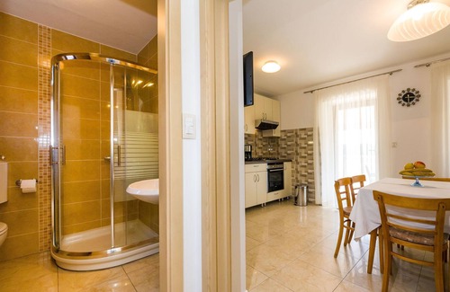 Zverinac Apartamento | Apartamentos Grozdana (86221-A1) - Isla Zverinac