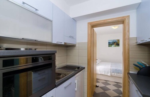 Drace Apartamento | Apartments Gusti - One Bedroom Apartment with Terrace and Sea View