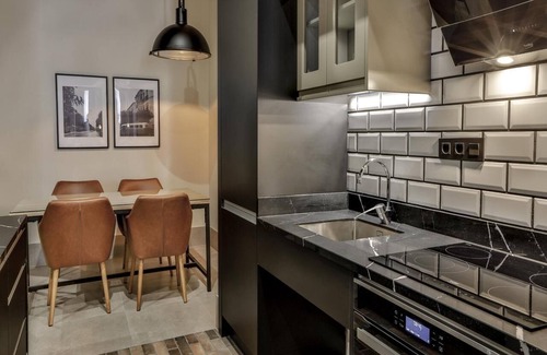 Almeria Centro Apartamento | Apartamentos HO Puerta de Purchena. JS Adaptado 5