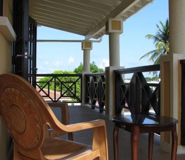 Welches Apartamento | Apartments in Maya's Bajan Villas
